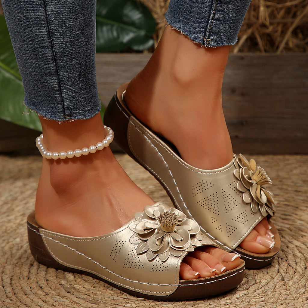 Floral Comfort Wedge Sandals - CristianLavian