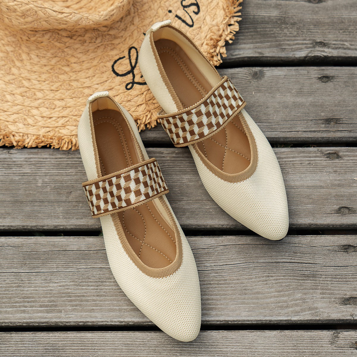 Elara Flats - CristianLavian